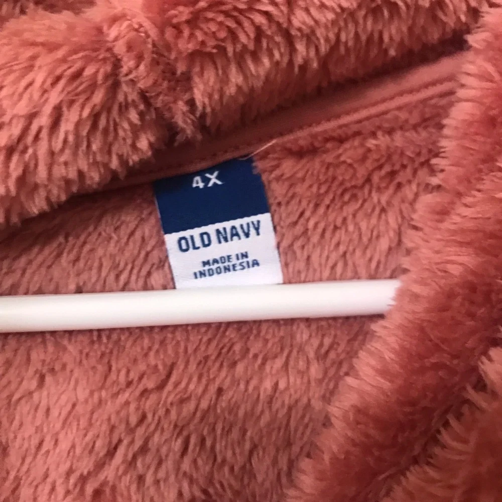 Old Navy Loose Plush Sherpa Hoodie - Picture 3 of 3